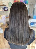 ダークブラウンカラー似合わせカットセミロング