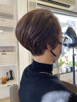 ハーティーモトヤワタ(hearty MOTOYAWATA) トップふんわり若見えすっきりショート