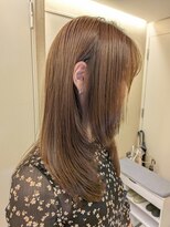 ブリス(VLISS)&nbsp;レイヤーカット 顔周りレイヤー 透明感 20代30代40代