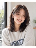 顔周りレイヤーの艶髪ロブUP