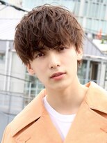 ルーシー 名古屋栄(LUCEY) センターパートニュアンスパーマフェザーパーマ波巻きパーマ