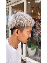 ヘアーメイクサロン プラスチッタ(hair make salon plus citta')&nbsp;メンズショート × ホワイトベージュ