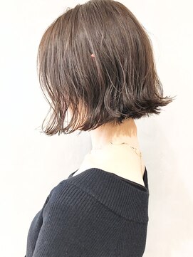 アルバム 渋谷パルコ(ALBUM) グレージュボブ_ローライトスリークボブ厚めバング_ba283583