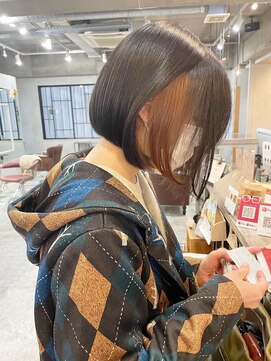 コニ(Coni) ♪小口真裕紀♪ブリーチなしインナーカラー/小顔ボブ