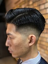 バーバーリング メソッド(BARBERING METHOD)&nbsp;ボリュームアップフェードカットスタイル