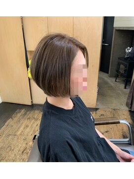 ヘアーギャラリー インディ(hair gallery indy) ショートボブ/グレージュ