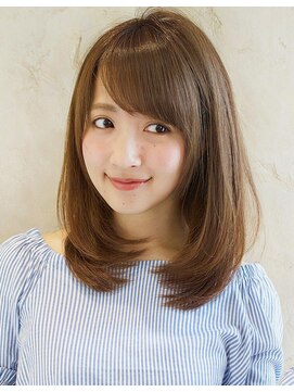 アフロート ルヴア(AFLOAT RUVUA) 小顔効果サイドバング【王道大人可愛いレイヤーカット】京佳