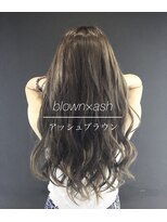 バトー(bAteAu)&nbsp;ハイライト、ベージュ、エクステ、グラデーション、インナー