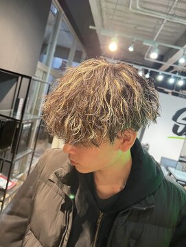 スキル(SKILL) ツイスパ　ハイライト　ツイストスパイラル　波巻き　福岡パーマ