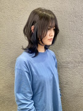 ラヴリア クルメ(LOVERIA KURUME) ウルフカット