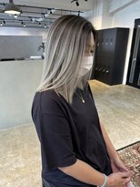 メリー オオサカ(Merly Osaka)&nbsp;透明感ホワイトバレイヤージュ！_Pearl white beige_