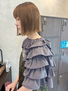 オル(ORU) 切りっぱなしボブ　ぱつっとボブ