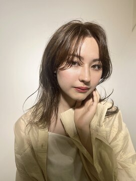 ピークアブー アヴェダ アトレ恵比寿(PEEK-A-BOO AVEDA) ミディアムレイヤー