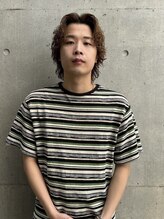 ササ(33) 岡本 直也