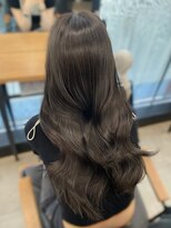 アリュウル 表参道 青山(Allure) 赤み消し!オリーブグレージュ×トレンドレイヤーカット◯伊藤