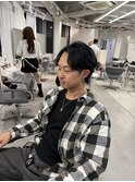 メンズカット メンズスタイル センター分け 黒髪 AKARI