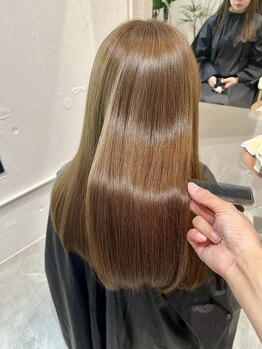 シーナ(sina)の写真/一人一人の髪質をカウンセリングで見極め、あなたにぴったりのトリートメントをカスタマイズします！
