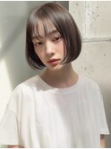 ショートボブ 顔周りカット 透明感カラー アッシュブラウン