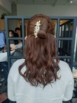 ディーエックス スリー(Dxxxx III)&nbsp;カチモリ風　ハーフアップ