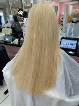 ビゼ 梅田(BIZE) 【抜きっぱなしブロンド】憧れのハイトーンロング