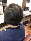 大人の余裕を感じさせる前下がりショートボブ/40代/50代/60代
