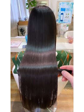 ミエル ヘア 新宿(miel hair) 〈mielhair新宿〉美髪　黒髪　髪質改善ULTOWA