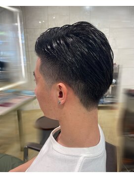 ヘアーサロン タカヒロ(Hair Salon TAKAHIRO) バーバー風刈り上げショート