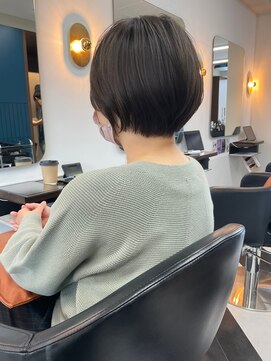 アフロディーテギンザ 神保町(APHRODITE GINZA) カール/セミディ/シアーカラー/姫カット［御茶ノ水/神保町］