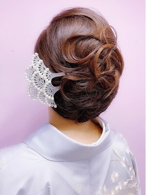 【三ノ宮5分】《完全予約制/訪問着・留袖+ヘアセット￥7150》結婚式などの特別な日もプロの技で華やかに♪