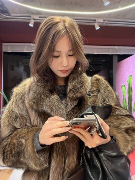 ローレンジウ(LOREN JU) 名駅/名古屋駅/学割U24/レイヤーカット/オージュア/ダブルカラー