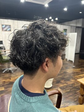 アイリーファンビリ(irie fambilly) メンズプードルパーマ