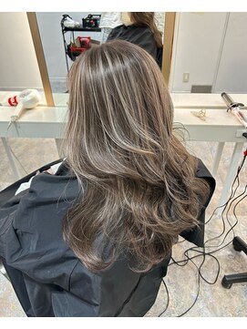 ブレンド 渋谷(BLend) ハイライトブルージュマチルダボブインナーグレージュ