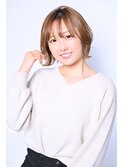 ミディアム×ボブ×外はね