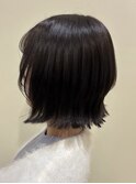 ダークグレージュ×レイヤーボブ