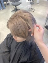 クオン 伊勢崎(QUON.) グレージュカラー