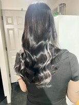 コアブラン 原宿 明治神宮前(CORE blanc)&nbsp;インナーカラー/エクステ/シールエクステ/シルバーカラー/表参道