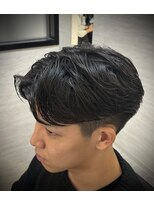 アントレース 東池袋店(UNTRACE)&nbsp;センターパート 【メンズ/バーバー/理容室】