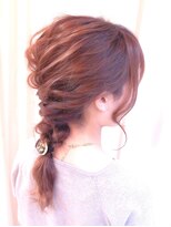 エール(a:le)&nbsp;三つ編み クルリンパアレンジ