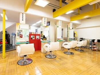 ブームヘアースタジオ南大沢(BooM HAIR STUDIO)の写真/【リピーター多数!!地元で愛され続ける人気店】初めての方も落ち着いて過ごせるアットホームなサロン★