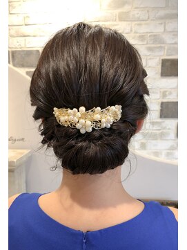 ヘアモイジャ(Hair Moija) 【ギブソンタック】