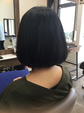 バセット バイ アルター 鎌取店(basset by aL-ter) 黒髪×シンプルボブ