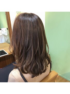 ヒュッゲ ティーシーエス 武蔵中原店(hygge-t.c.s) 3Dデザインカラー