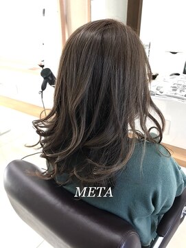 メタ(META) アプリエカラ―【ブルーアッシュ】