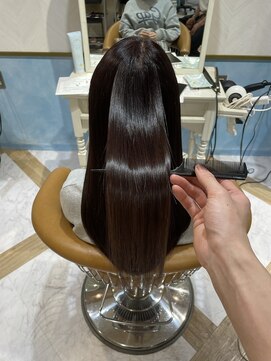 ロンド ストラーダ 心斎橋(Lond strada) ★酸熱トリートメントで皆振り返る究極の艶髪★