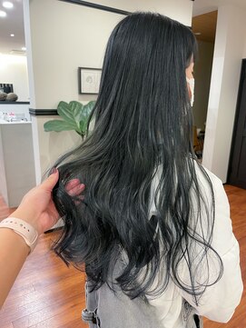 スリーバイザサロン(THREE by the salon) 暗くても透明感！ブルージュ！