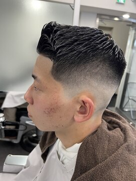 クロムトウキョウ ザ バーバー ネオン 新宿店(CHROM TOKYO the Barber ne/on) 新宿スキンフェードハードパート