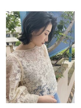 ナットナウ(NOT NOW) 小顔ミディアム切りっぱなし外ハネボブくびれミディ