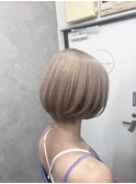 ショートボブ ミルクティー