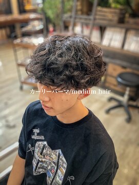 シークレットミラーズ(SECRET MIRRORS) 無造作カーリーパーマ/マッシュカット