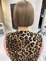 ヘアー アイス ルーチェ(HAIR ICI LUCE) 切りっぱなしボブ ぷつっとボブ ミルクティーベージュ 西田